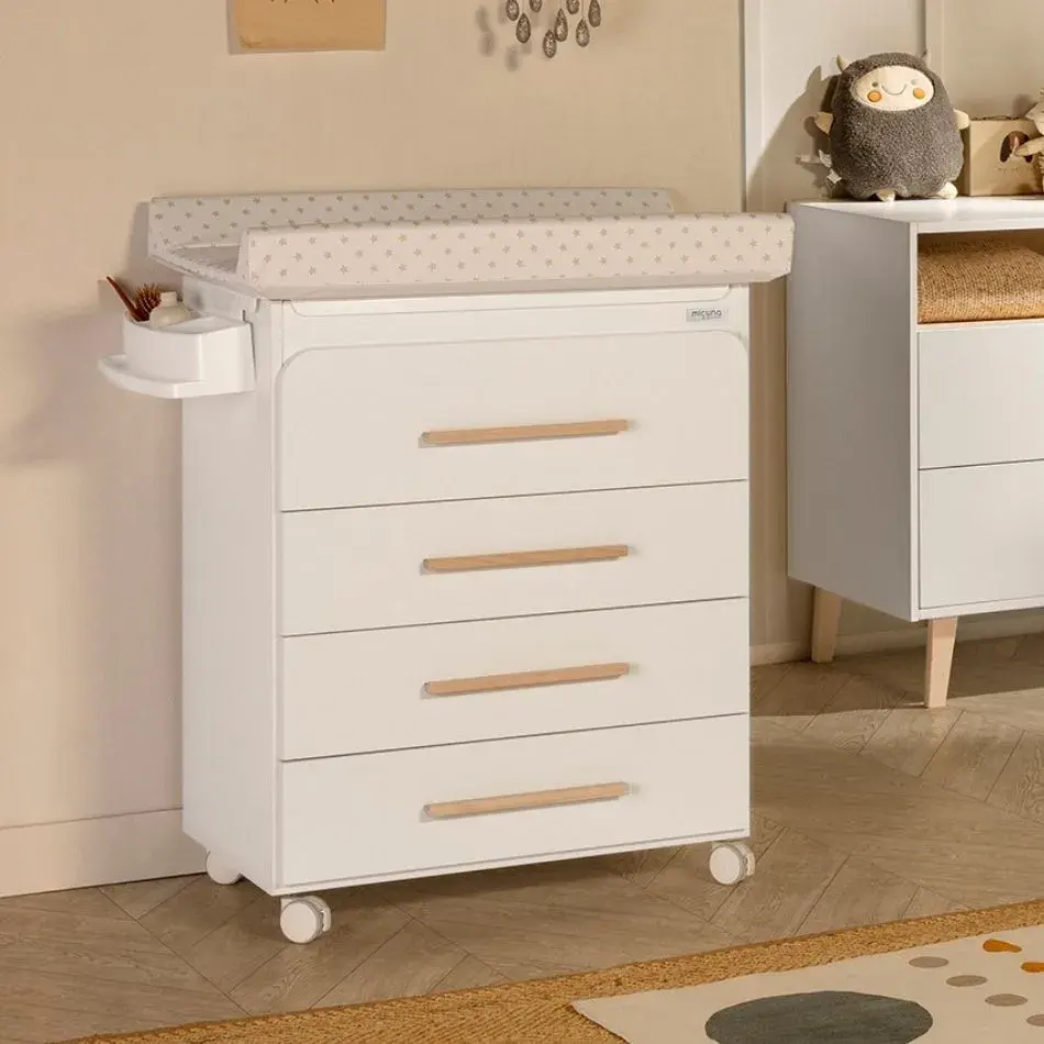 Комод Micuna Trevi пеленальный B-1960 белый/дерево (white/wood) матрасик бежевые точки (beige dots)