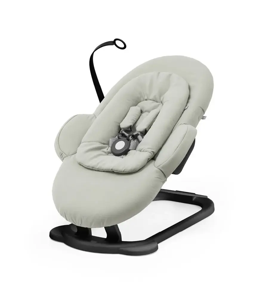 Шезлонг Stokke STEPS BOUNCER Черный/Серый (Soft Sage шасси Black) 350113