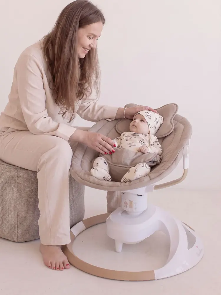 Качели детские Fiorellino бежевый (beige) BSN003, для новорожденных, электронные, с пультом, с музыкой, с игрушками, таймер