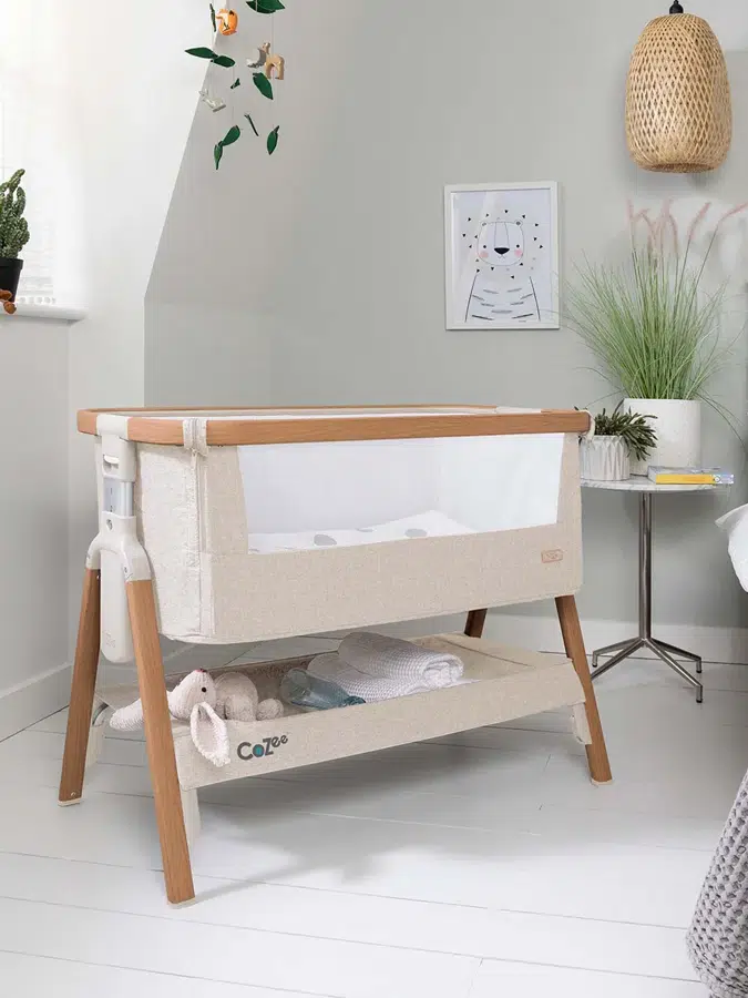 Кровать (колыбель) Tutti Bambini CoZee 51х80,5 см Орех/Экрю (Scandinavian Walnut/Ecru) с колесами 211205/7508